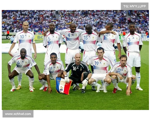 奥巴梅扬与法国队的纷争与矛盾解析：从归属感到国家队选择的背后故事